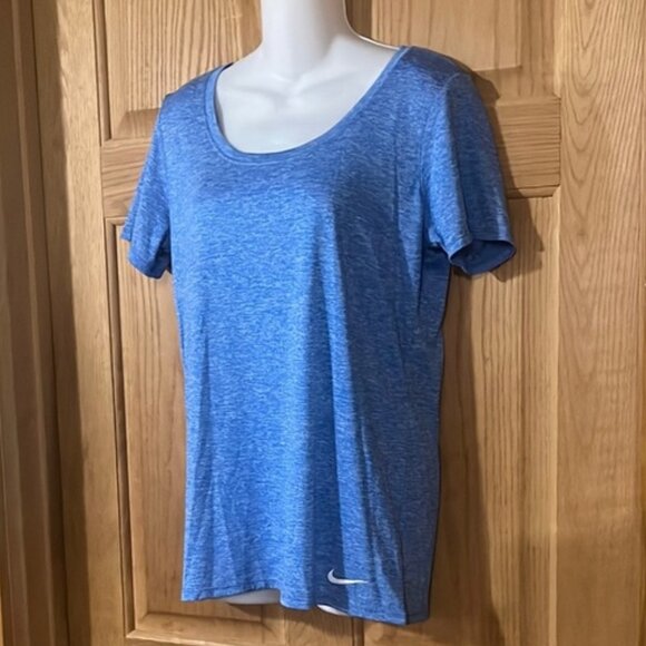 Nike Dri-Fit Heathered Blue Short Sleeve Scoop Neck Relaxed Fit T-Shirt - Picture 2 of 9